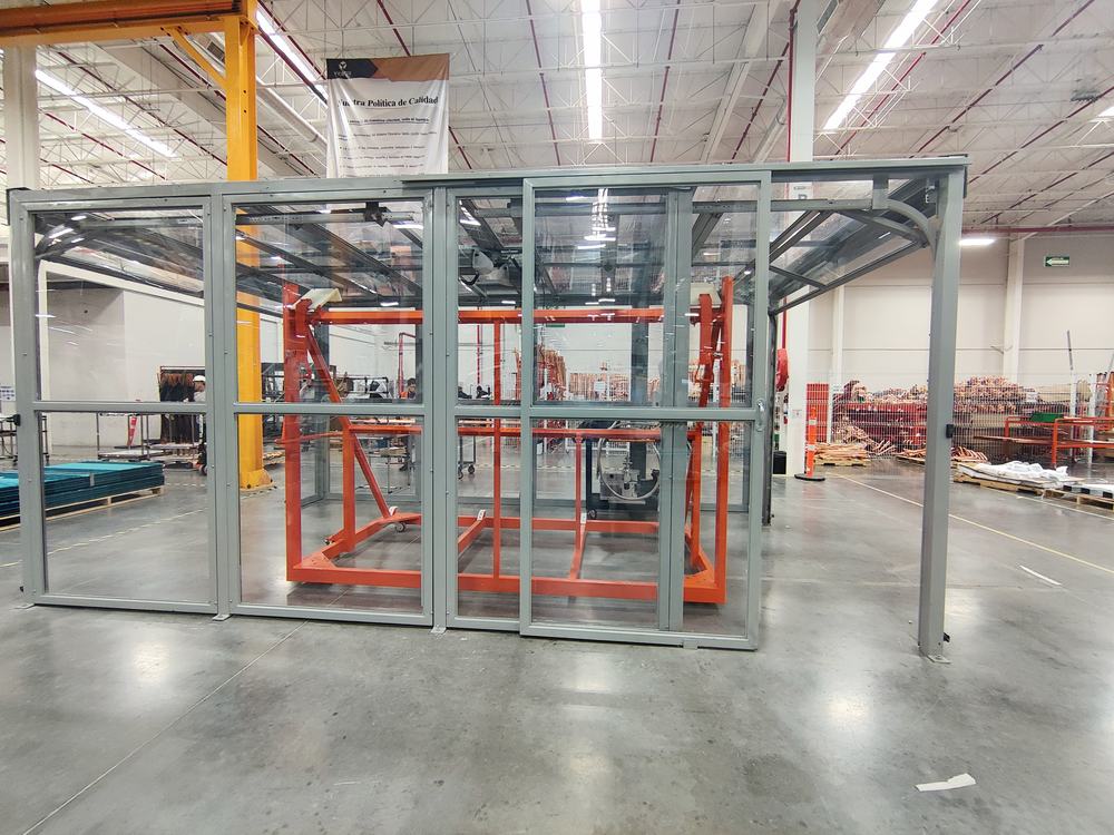 Cabina de pruebas de estructura de aluminio instalada en la nave del cliente